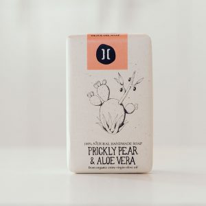 Jabón de Prickly Pear y Aloe Vera a base de aceite de oliva 100% orgánico.