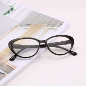 Lentes de Lectura modelo "CATS"