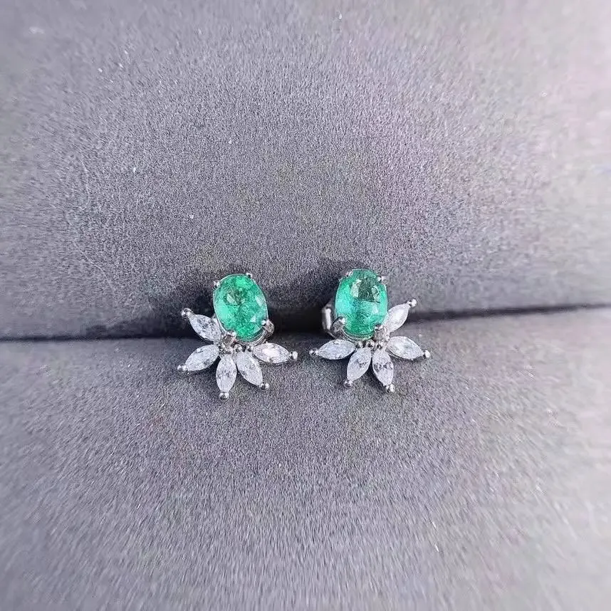 Aretes Chicos Esmeralda Brillante - Imagen 6