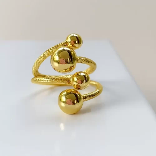 Anillo Dorado De 4 Esferas