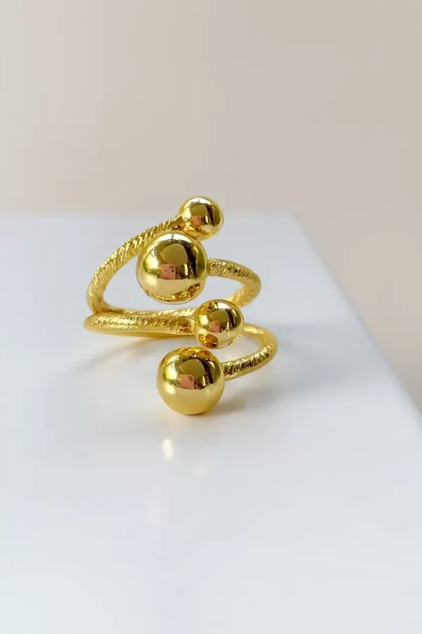 Anillo Dorado De 4 Esferas