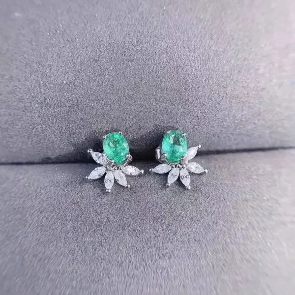 Aretes Chicos Esmeralda Brillante 3 Aretes Chicos Esmeralda Brillante