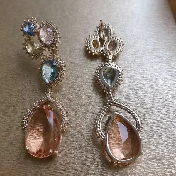 Aretes Circonio Dorados