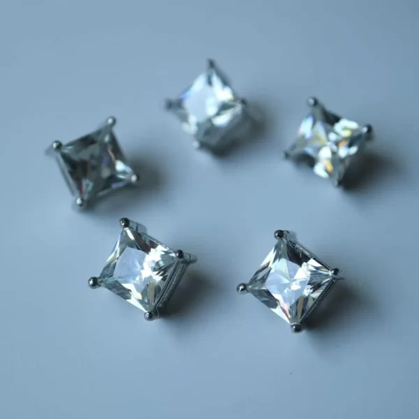 Aretes Cuadrados Con Circonia 3 Aretes Cuadrados Con Circonia