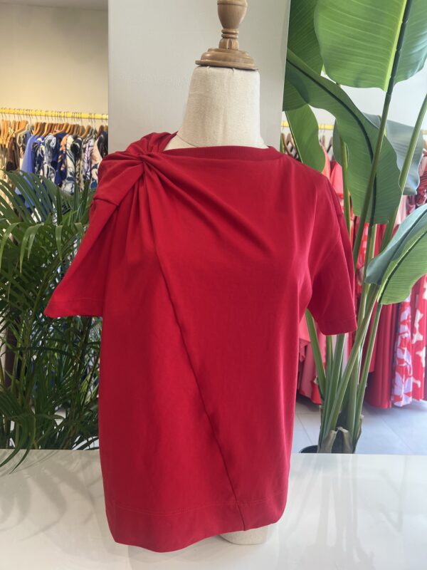 T Shirt Nudo en roja by Palo Santo