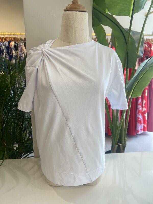 T Shirt Nudo en blanco by Palo Santo