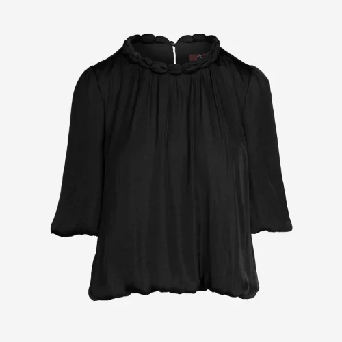 Blusa Ford con trabajo en cuello en negro