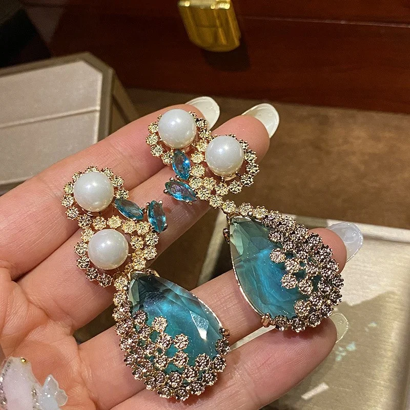 Aretes Curvos Circón Perlas - Imagen 4